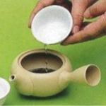 STEP3. Don’t rush and let the tea steep slowly